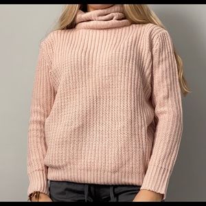 Khols “Pink Republic” TurtleNeck Pale Pink Sweater